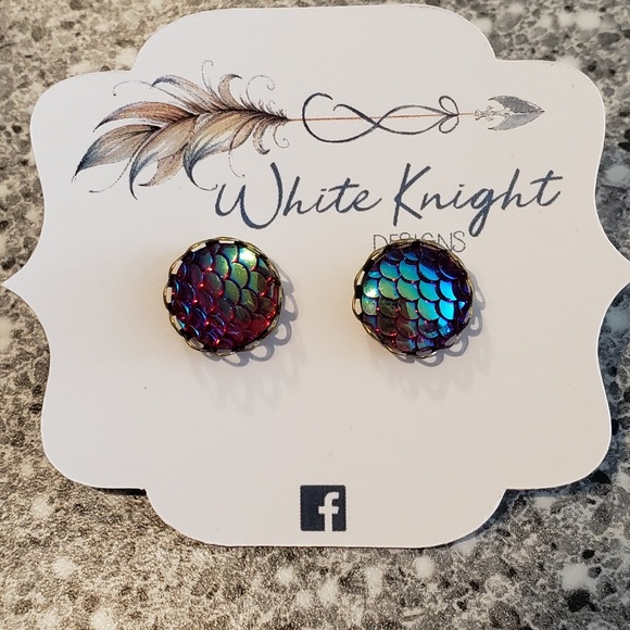 Jewelry - Handmade studs!